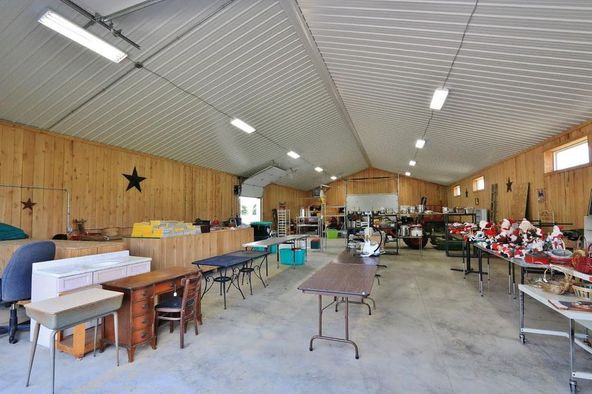 Old Log House Plantation Inc: 8656 State Route 13 NW, Somerset, OH 43783